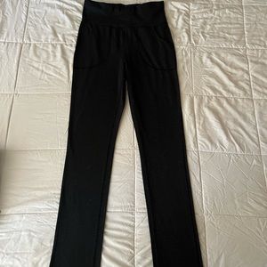 Lululemon yoga pants